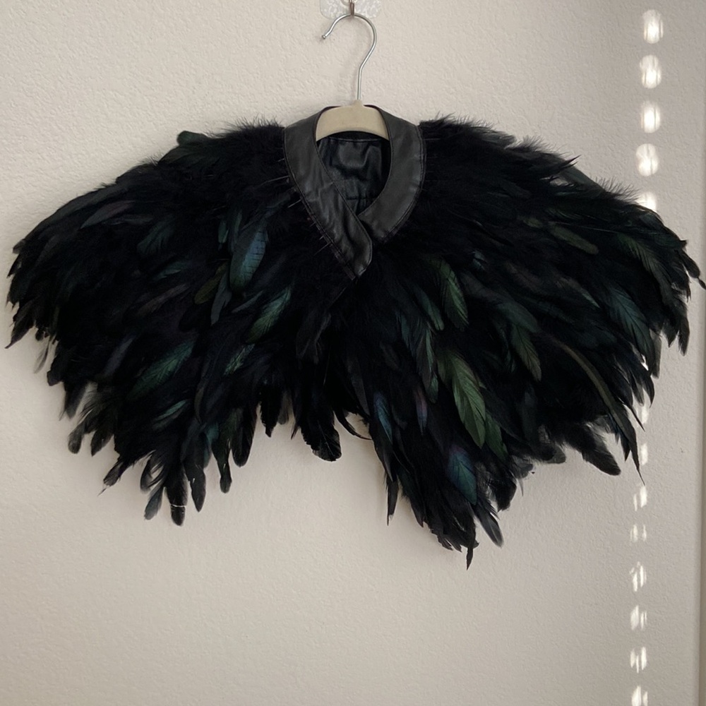 1 Pair Natural Rooster Feather Epaulets Gothic Feather Shrug Shoulder Black
